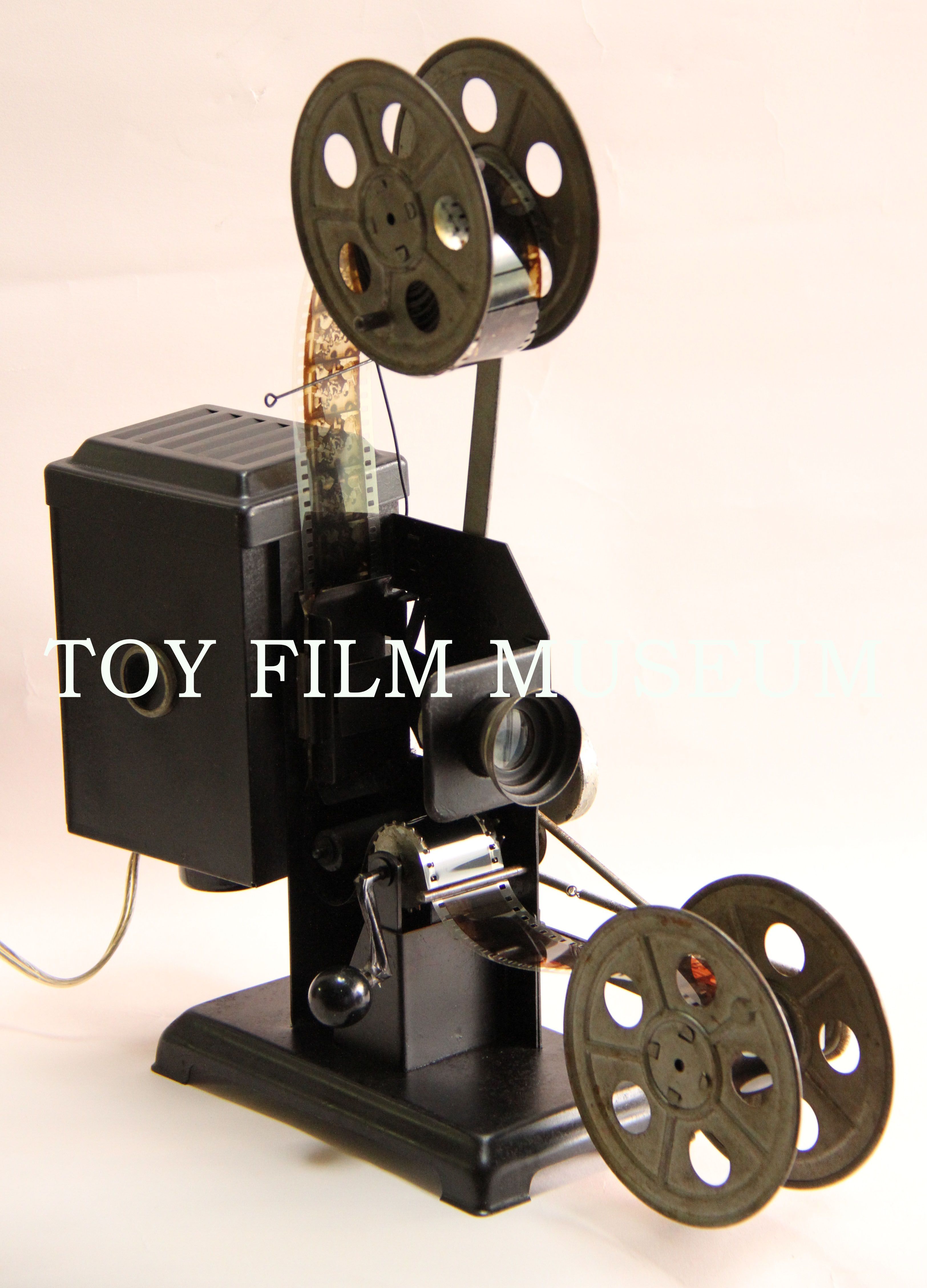 Givjoy（Leonard Mueller) 35mm Toy Projector